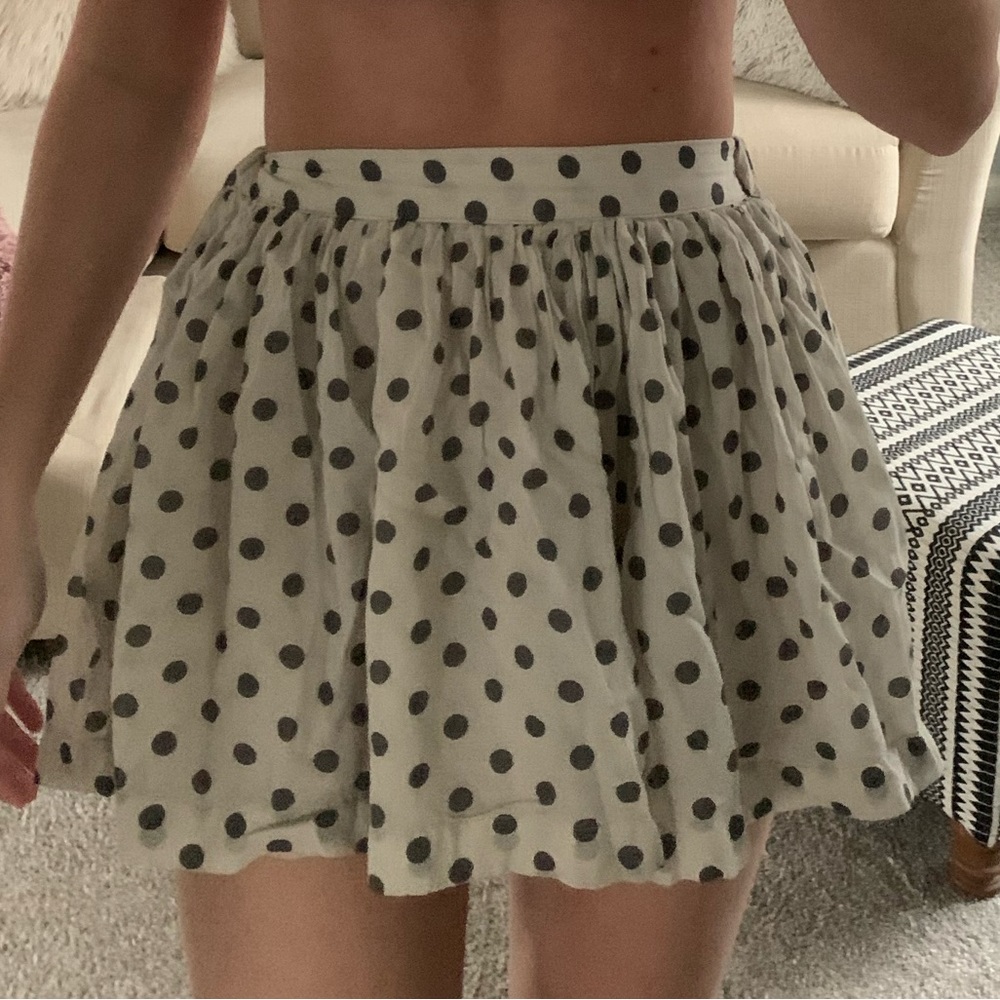 Polkadot mini flowy skirt